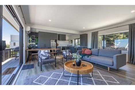 Photo of property in 126 Dyers Pass Road, Cashmere, Christchurch, 8022