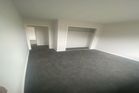 Photo of property in 28 Atlantic Drive, Fitzherbert, Palmerston North, 4410