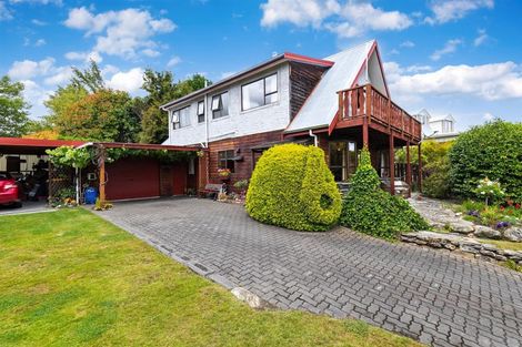 Photo of property in 6 Sequoia Place, Kelvin Heights, Queenstown, 9300