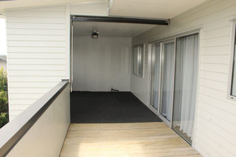 Photo of property in 35a Gledstane Road, Stanmore Bay, Whangaparaoa, 0932