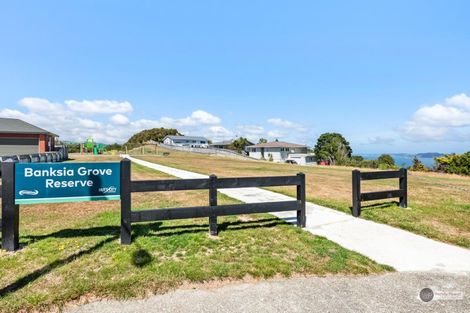 Photo of property in 4f Banksia Grove, Maungaraki, Lower Hutt, 5010
