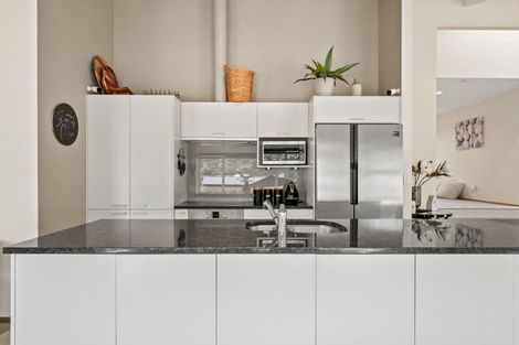 Photo of property in 446 Peninsula Road, Kelvin Heights, Queenstown, 9300