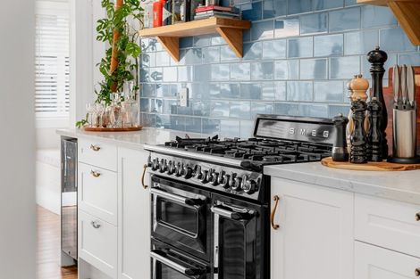 Photo of property in 28 Bond Street, Hamilton East, Hamilton, 3216