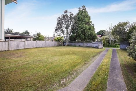 Photo of property in 52 Lynden Avenue, Hillcrest, Auckland, 0627