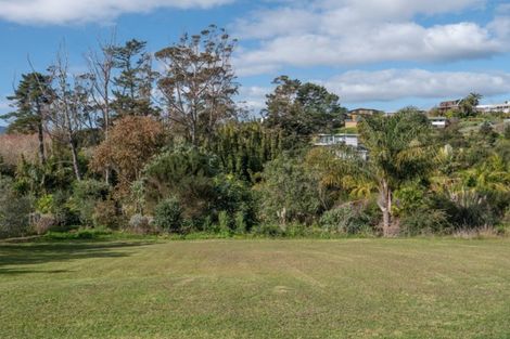 Photo of property in 46c Heretaunga Crescent, Cable Bay, 0420