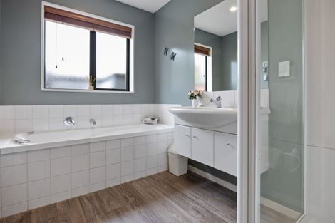 Photo of property in 61 Grimseys Road, Redwood, Christchurch, 8051