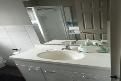 Photo of property in 18 Greenmeadows Avenue, Manurewa East, Auckland, 2102