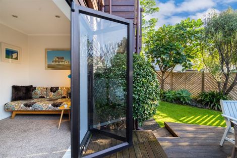 Photo of property in 4/11 Faulkner Road, Northcote Point, Auckland, 0627