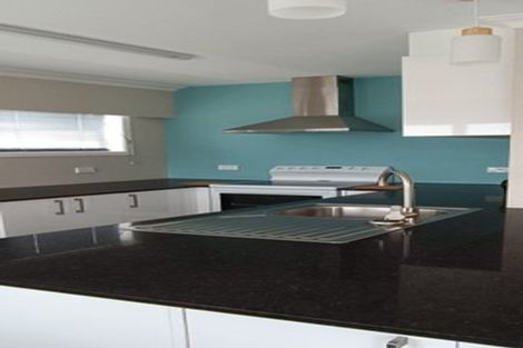 Photo of property in 26 Reeves Street, Waikanae Beach, Waikanae, 5036