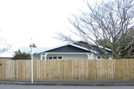 Photo of property in 68 Paynters Avenue, Strandon, New Plymouth, 4312