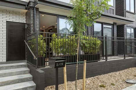 Photo of property in 2/19 Windlass Street, Long Bay, Auckland, 0630