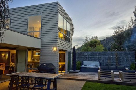 Photo of property in 17 Mathias Terrace, Arthurs Point, Queenstown, 9371