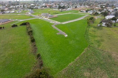 Photo of property in 33 Tiriti Loop, Otaki, 5512