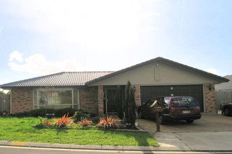Photo of property in 5 Gortin Close, East Tamaki, Auckland, 2013