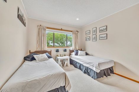 Photo of property in 22 Glucina Avenue, West Harbour, Auckland, 0618