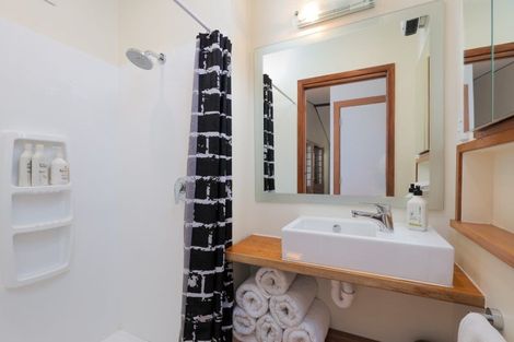 Photo of property in 16 Russell Street, Stepneyville, Nelson, 7010