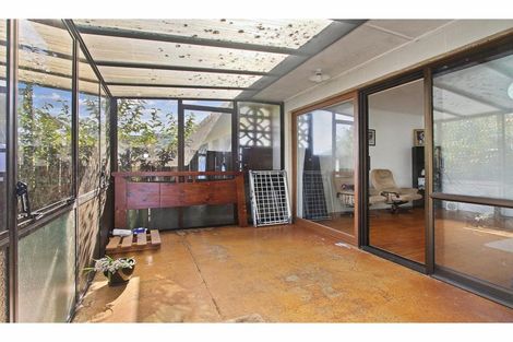 Photo of property in 5/17 Swanson Road, Henderson, Auckland, 0610