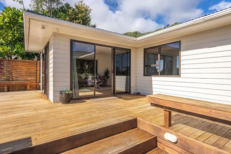 Photo of property in 87 Huia Street, Waikanae, 5036