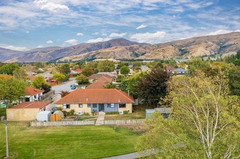 Photo of property in 10 Coach Court, Cromwell, 9310