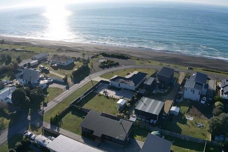 Photo of property in 140 North Shore Road, Eskdale, Napier, 4182