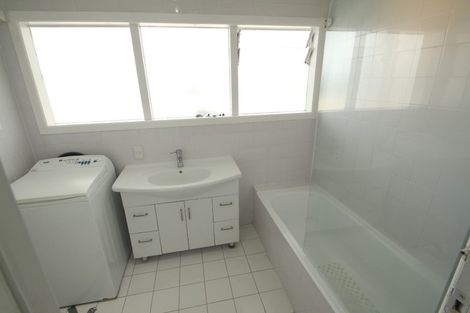 Photo of property in 67 St Vincent Avenue, Remuera, Auckland, 1050