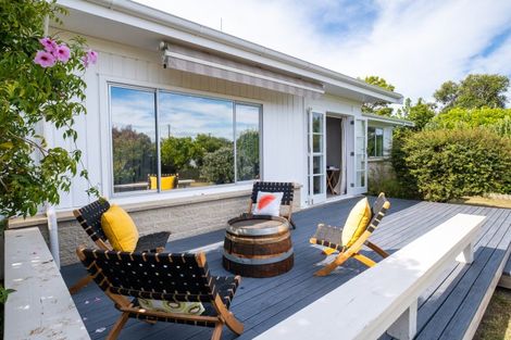 Photo of property in 2 O'connell Road, Bay View, Napier, 4104