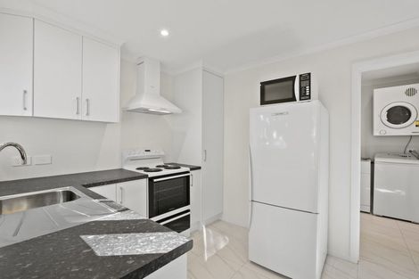 Photo of property in 209 Devon Street West, New Plymouth, 4310