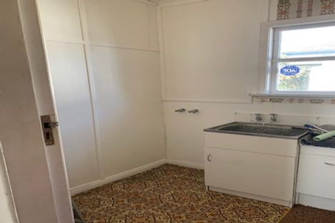 Photo of property in 19 Bowen Street, Levin, 5510