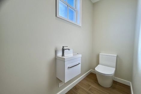 Photo of property in 4/6 Edward Avenue, Edgeware, Christchurch, 8013