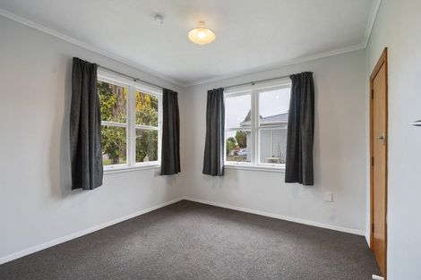 Photo of property in 17 Pembroke Street, Highbury, Palmerston North, 4412