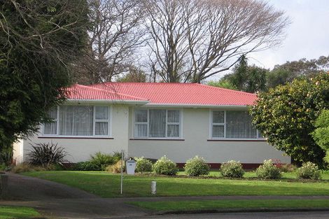 Photo of property in 23 Parkland Crescent, Terrace End, Palmerston North, 4410