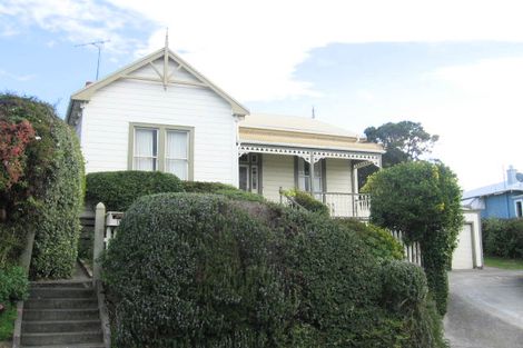 Photo of property in 1 Burlington Road, Hospital Hill, Napier, 4110