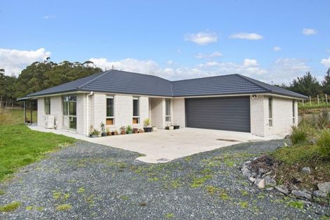 Photo of property in 201 Gomez Road, Hikurangi, 0181