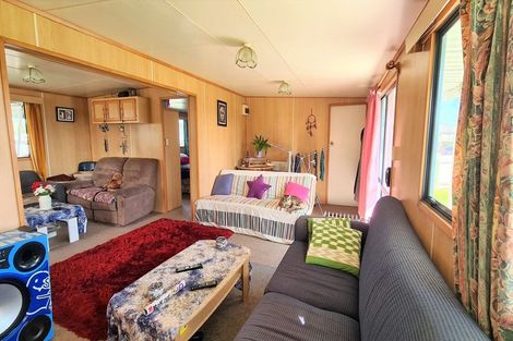 Photo of property in 13 Hickey Place, Opunake, 4616