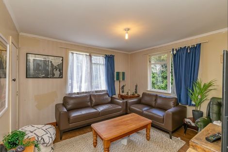 Photo of property in 28 Snake Gully, Shannon, Palmerston North, 4474