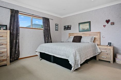 Photo of property in 11 Lucombe Place, Cambridge, 3434