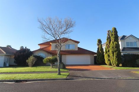 Photo of property in 8 Trovare Place, Golflands, Auckland, 2013