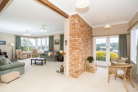 Photo of property in 135 Lake Crescent, Hamilton Lake, Hamilton, 3204