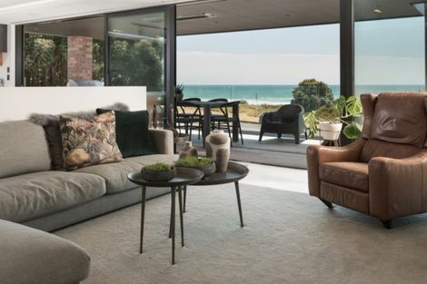 Photo of property in 193a Marine Parade, Mount Maunganui, 3116