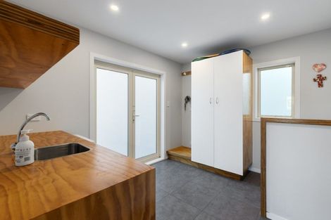 Photo of property in 77a Makara Road, Karori, Wellington, 6012