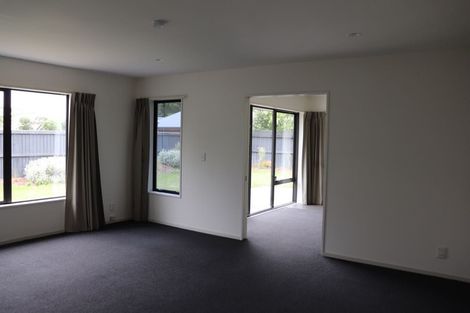 Photo of property in 2 Little Oaks Drive, Yaldhurst, Christchurch, 8042