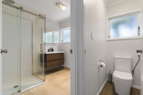Photo of property in 16 Ashdown Place, Pahurehure, Papakura, 2113