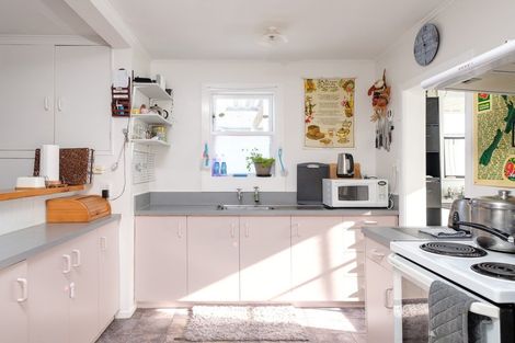 Photo of property in 35 Lyndhurst Street, Awapuni, Gisborne, 4010