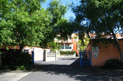 Photo of property in 142 Harbour Village Drive, Gulf Harbour, Whangaparaoa, 0930