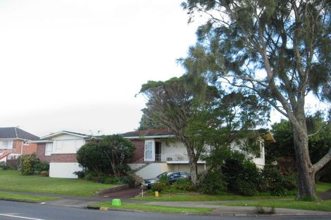 Photo of property in 109 Reeves Road, Pakuranga Heights, Auckland, 2010