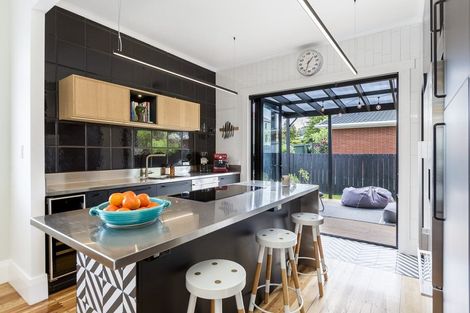 Photo of property in 134b Church Street, Onehunga, Auckland, 1061