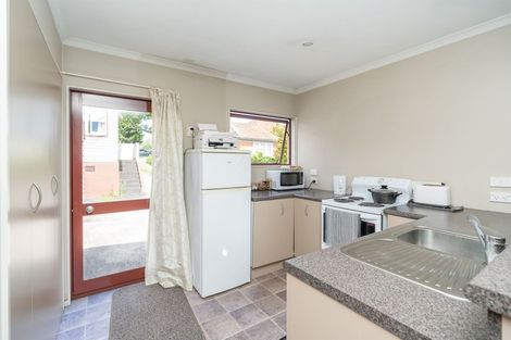 Photo of property in 94 Forest Lake Road, Forest Lake, Hamilton, 3200