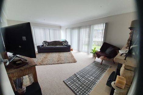 Photo of property in 140 Elliot Street, Pahurehure, Papakura, 2113