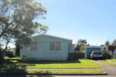 Photo of property in 10 Harrier Place, Papakura, 2110