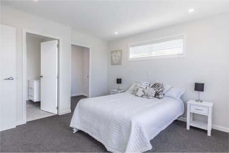 Photo of property in 49a Chapman Street, Johnsonville, Wellington, 6037